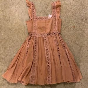 *Never Worn* FREE PEOPLE VERONA DRESS - in Camel